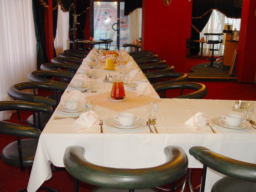 Hotel 222 Poznan Luaran gambar