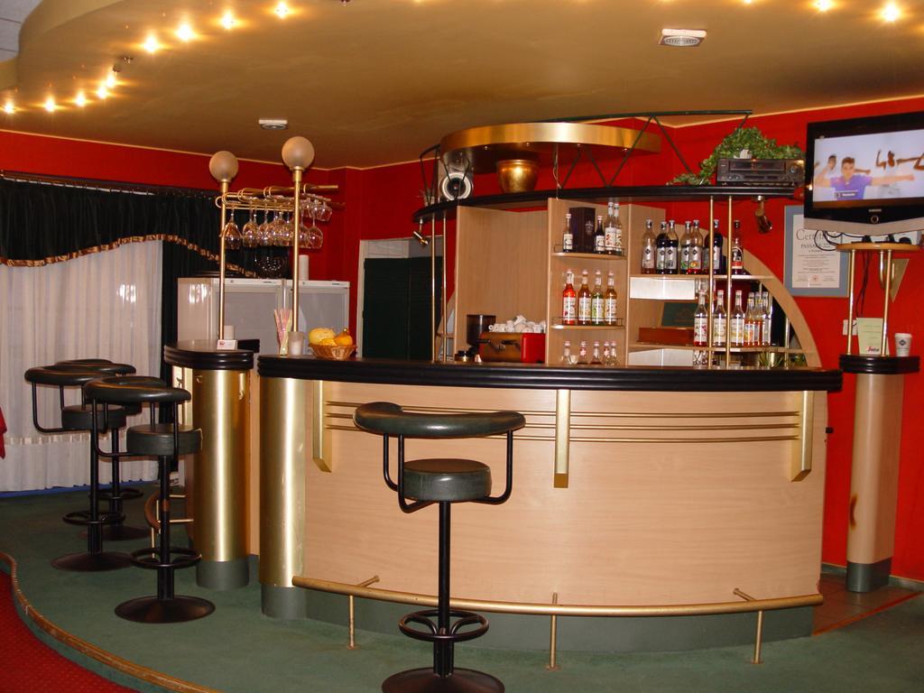 Hotel 222 Poznan Luaran gambar