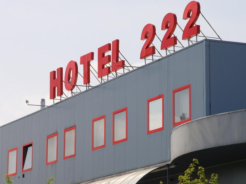 Hotel 222 Poznan Luaran gambar